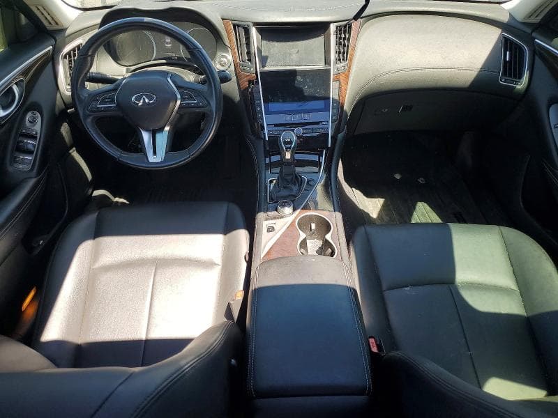 2018 INFINITI Q50 2.0T LUXE 8