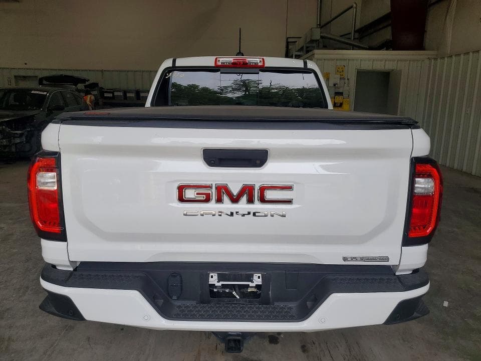 2026 GMC CANYON ELEVATION 6