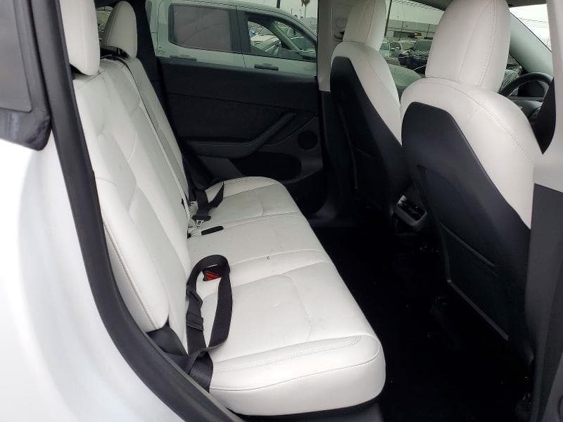2022 TESLA MODEL Y 10