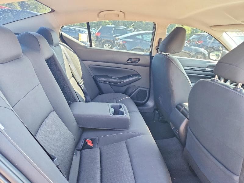 2025 NISSAN ALTIMA SV 10