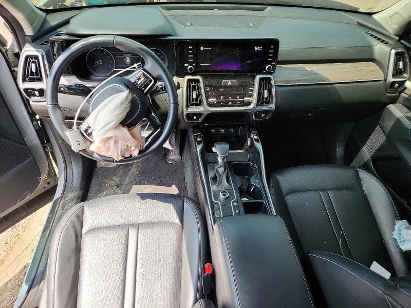 2022 KIA SORENTO S 8
