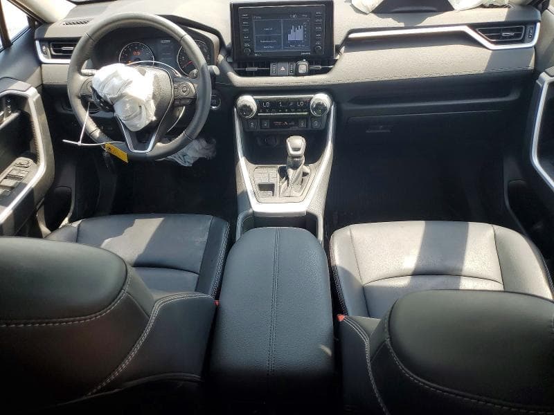 2022 TOYOTA RAV4 XLE PREMIUM 8
