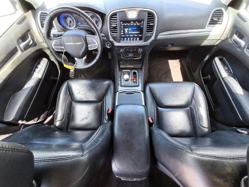2018 CHRYSLER 300 TOURING 8