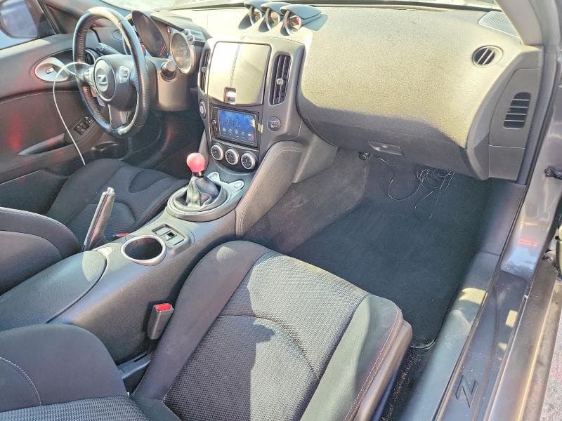 2018 NISSAN 370Z BASE 8