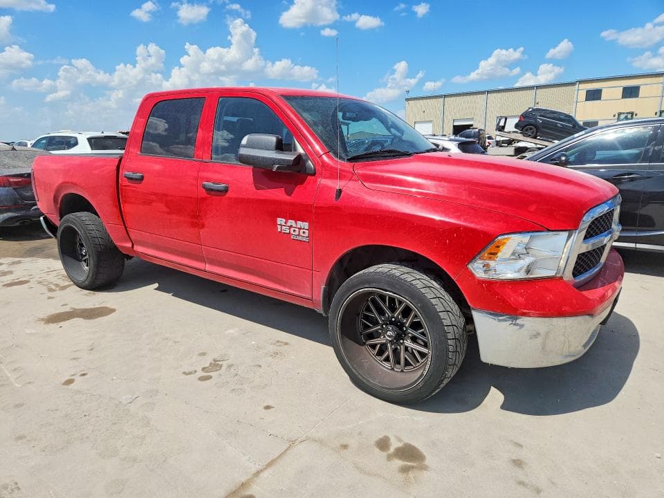 2023 RAM 1500 CLASSIC SLT 4