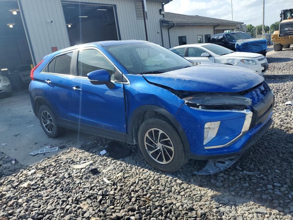 2020 MITSUBISHI ECLIPSE CROSS ES 4
