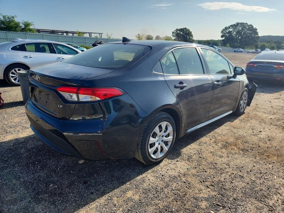 2022 TOYOTA COROLLA LE 3
