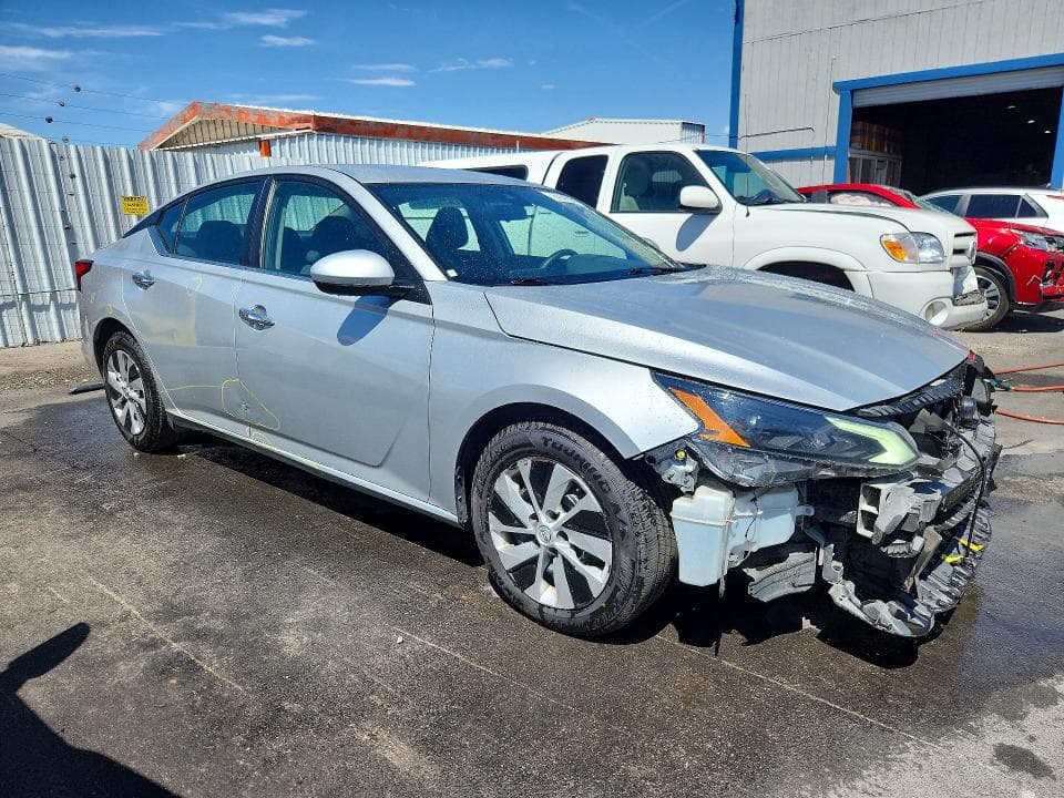 2023 NISSAN ALTIMA S 4
