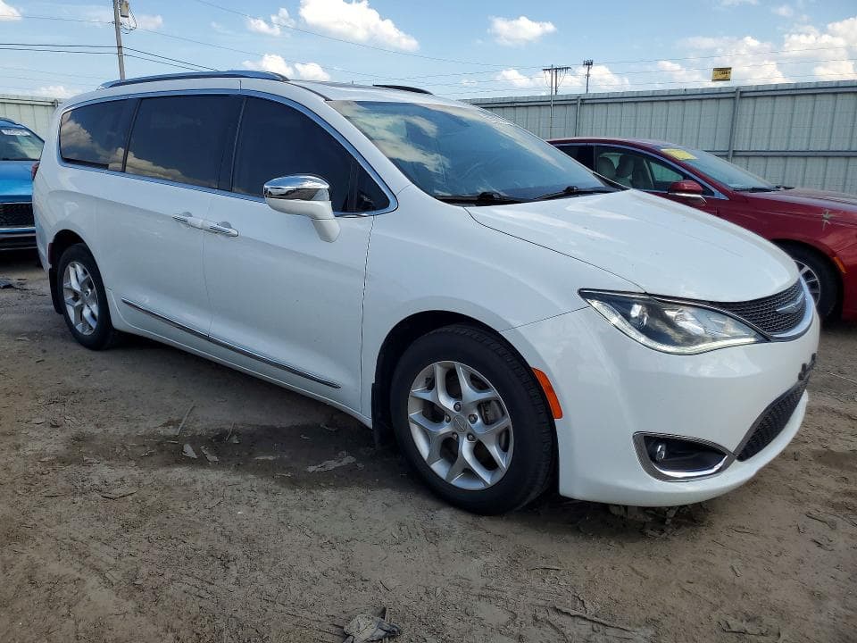 2020 CHRYSLER PACIFICA LIMITED 4