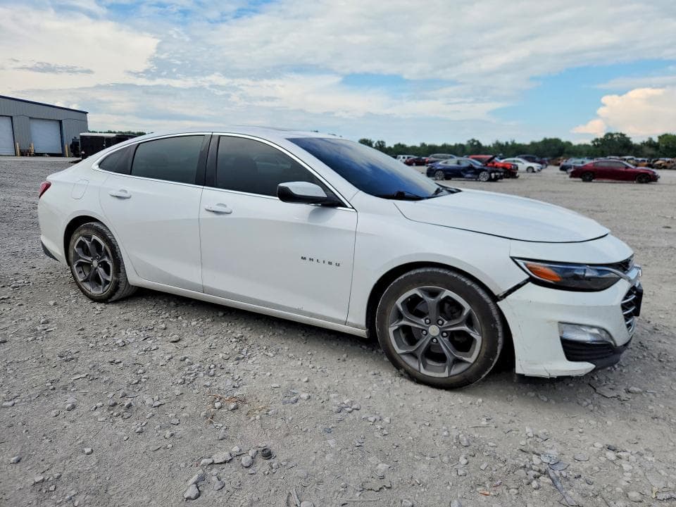 2020 CHEVROLET MALIBU LT 4
