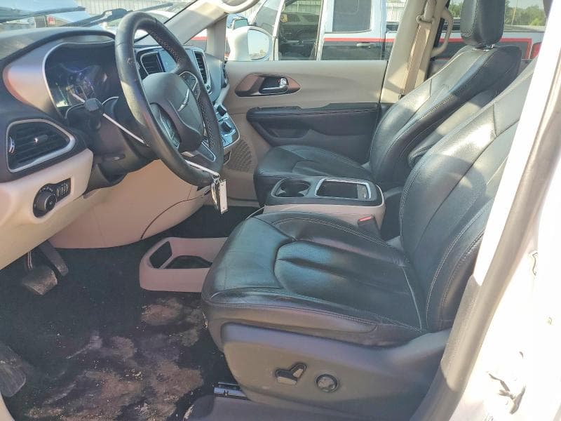 2022 CHRYSLER PACIFICA TOURING L 7