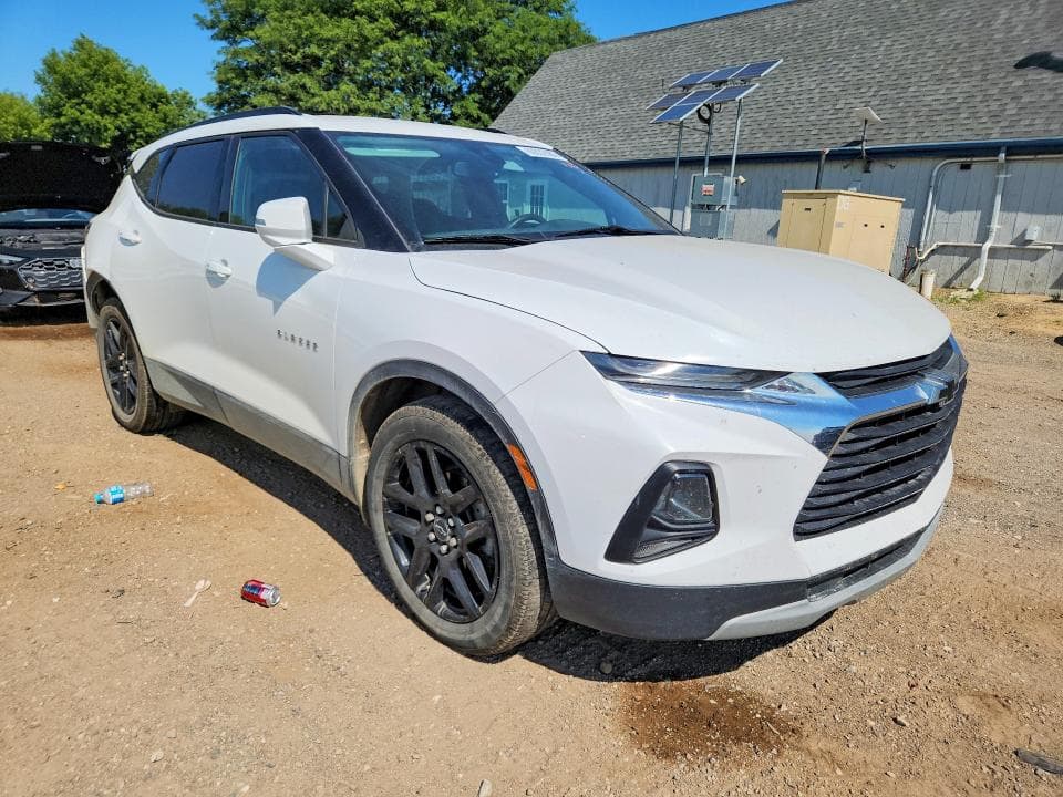 2021 CHEVROLET BLAZER 2LT 4