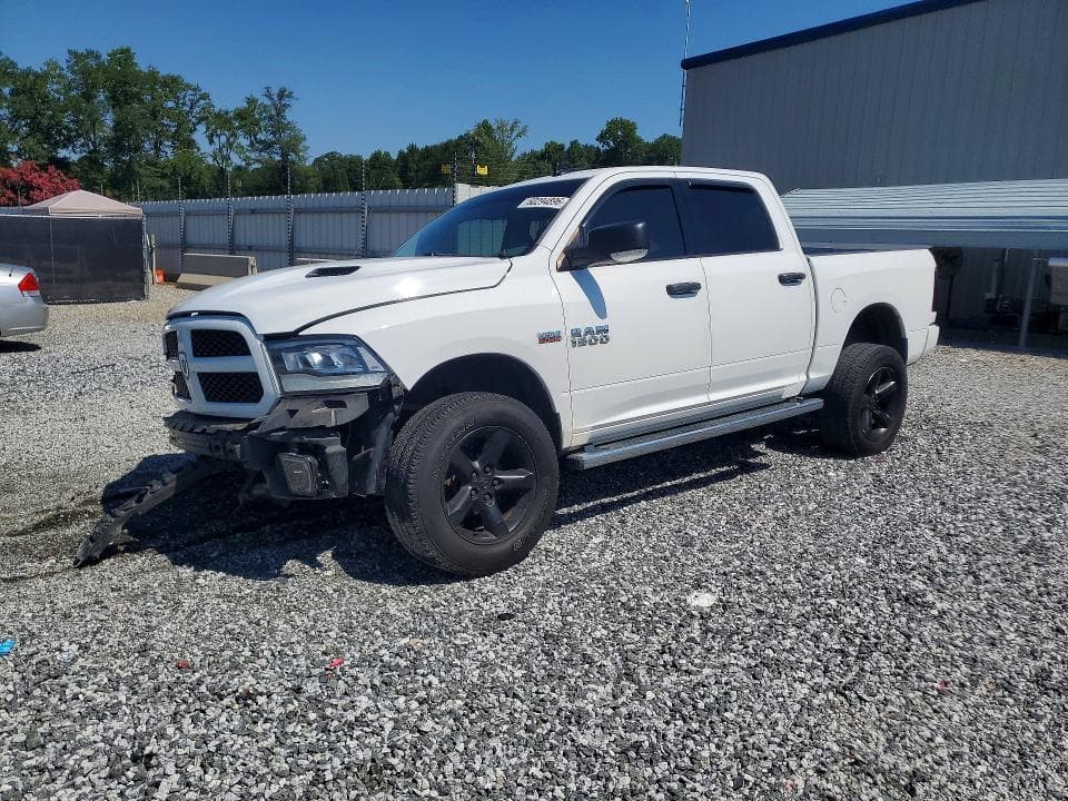 2017 RAM 1500 SLT - 1