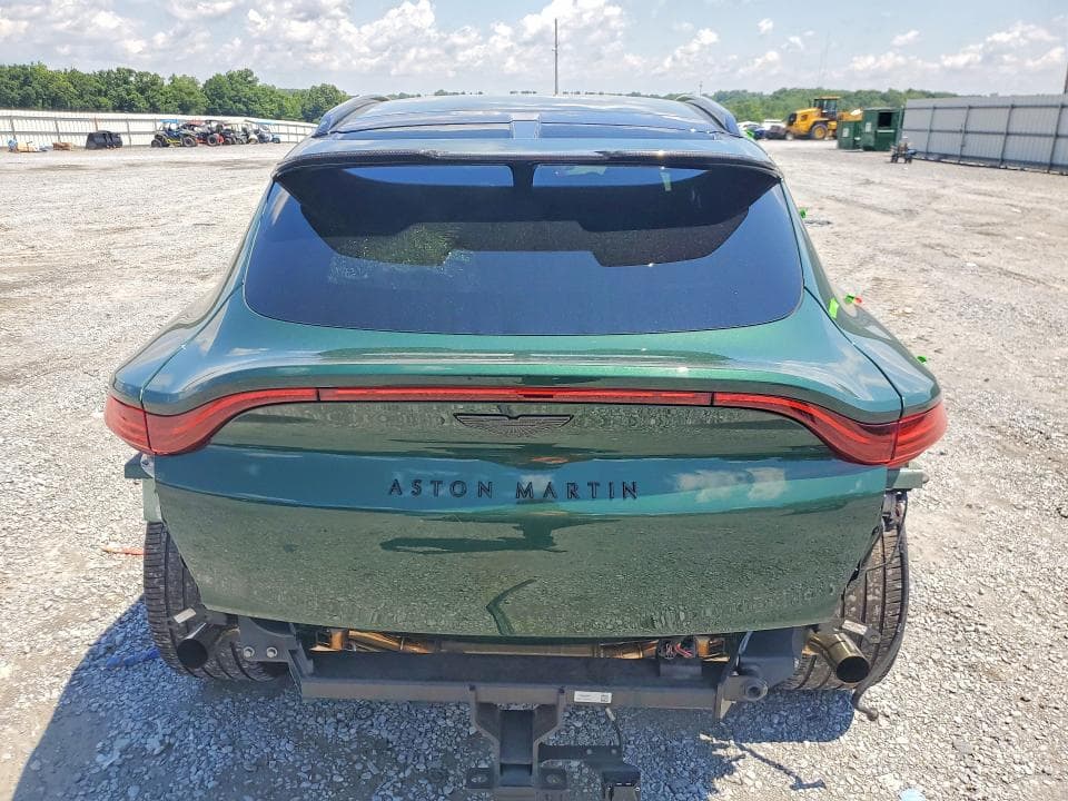 2021 ASTON MARTIN DBX 6