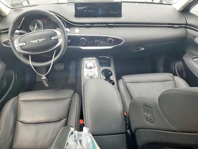 2024 GENESIS GV70 2.5T STANDARD 8