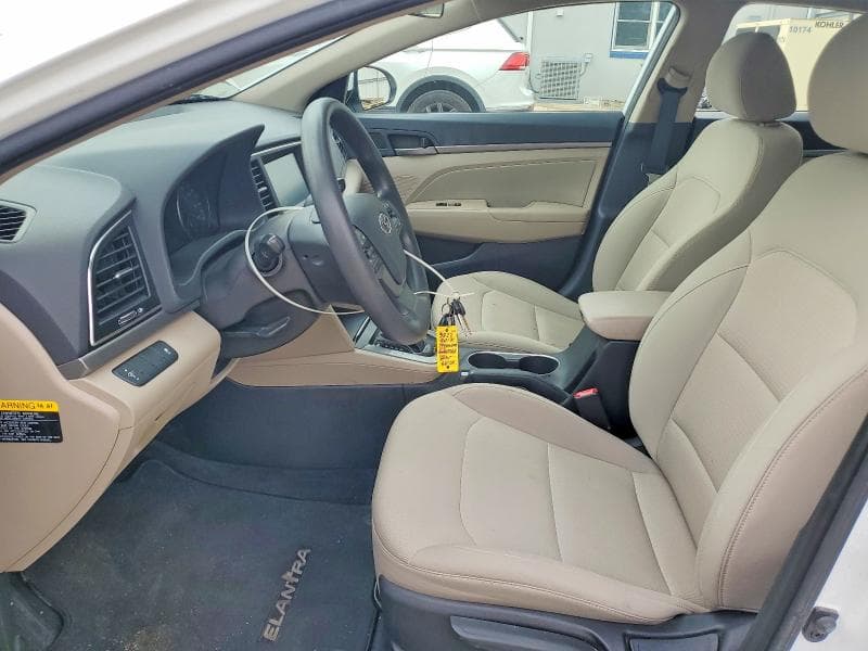 2017 HYUNDAI ELANTRA SE 7