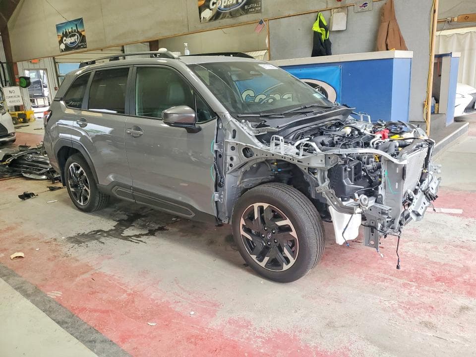 2025 SUBARU FORESTER LIMITED 4
