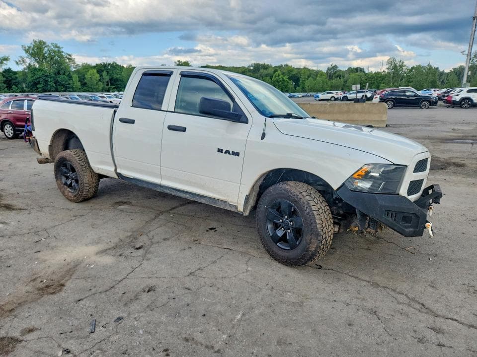 2017 RAM 1500 ST 4