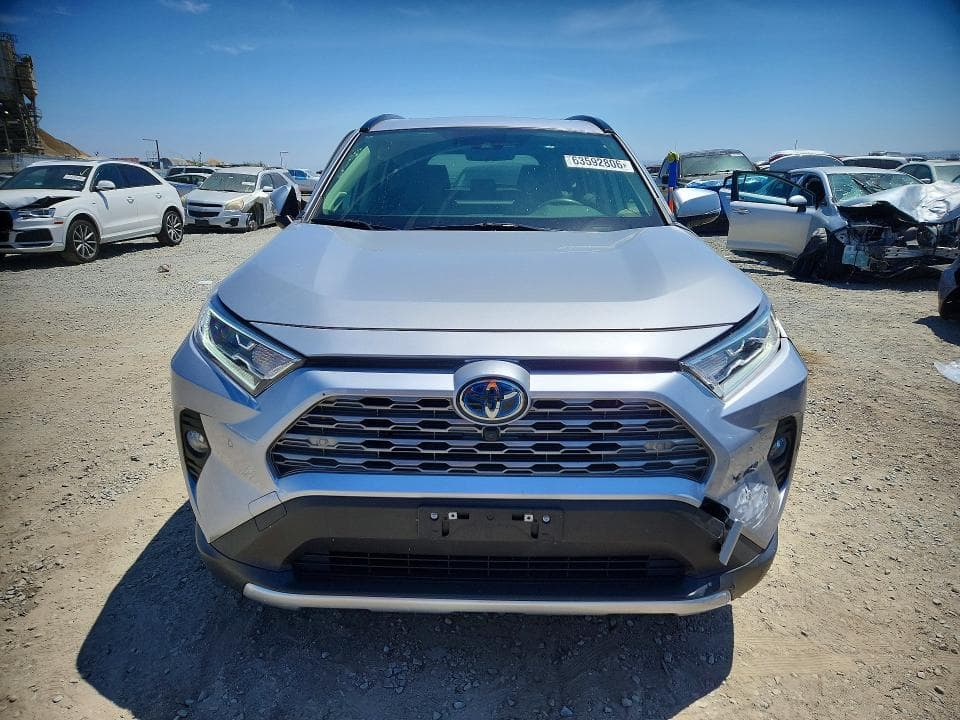 2020 TOYOTA RAV4 LIMITED 5