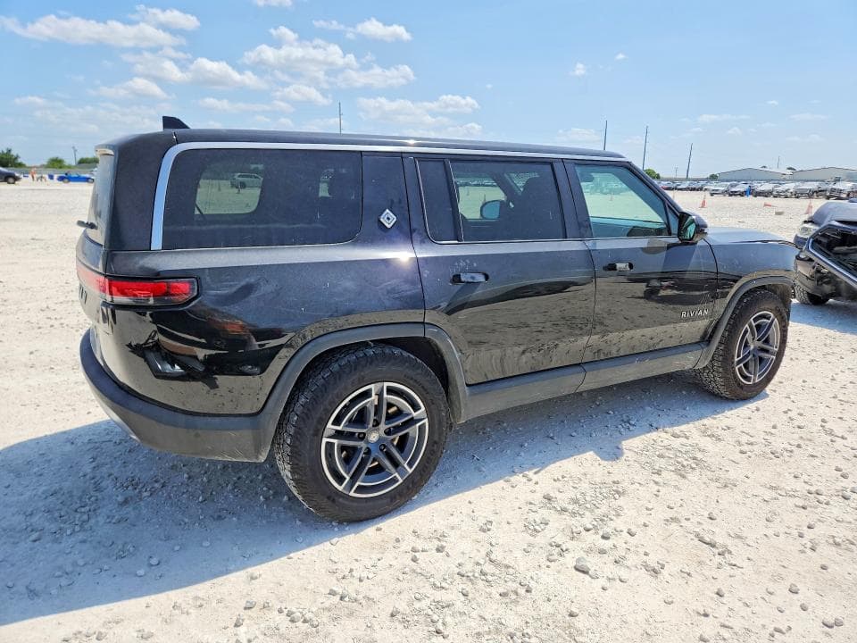 2025 RIVIAN R1S ADVENTURE 3