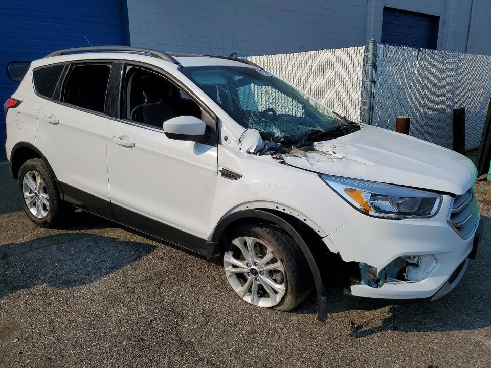 2018 FORD ESCAPE SE 4