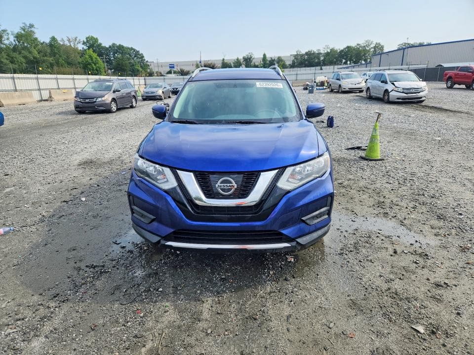 2017 NISSAN ROGUE SV 5