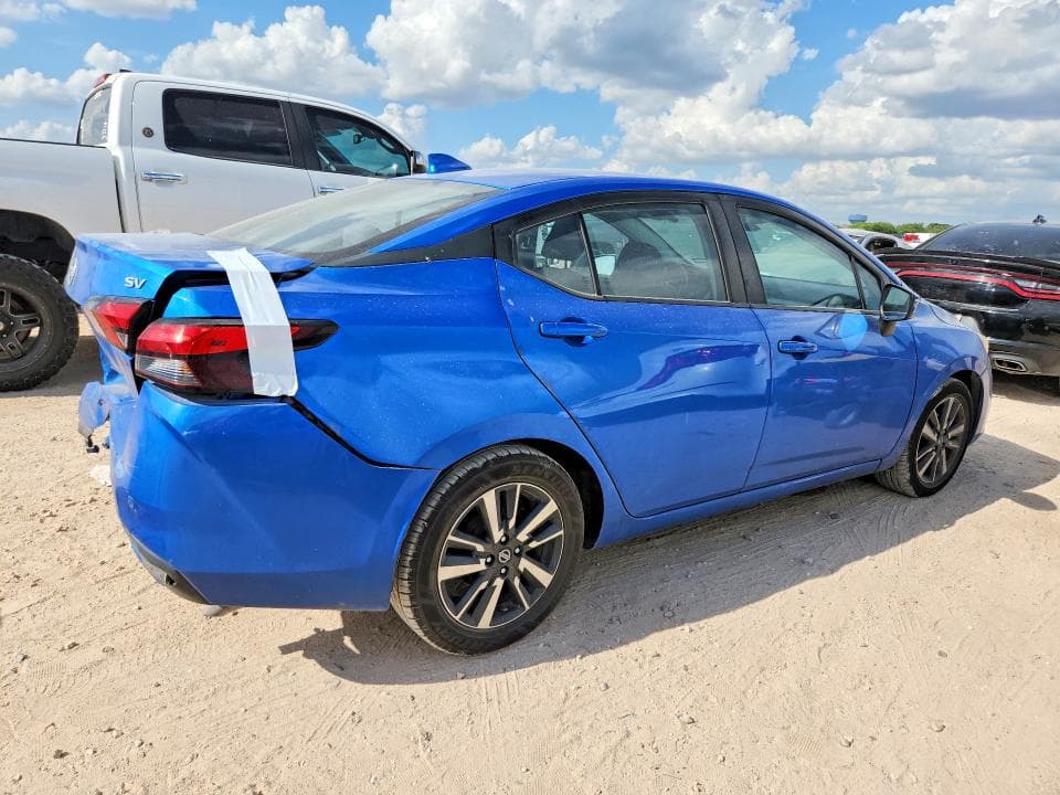 2021 NISSAN VERSA SV 3