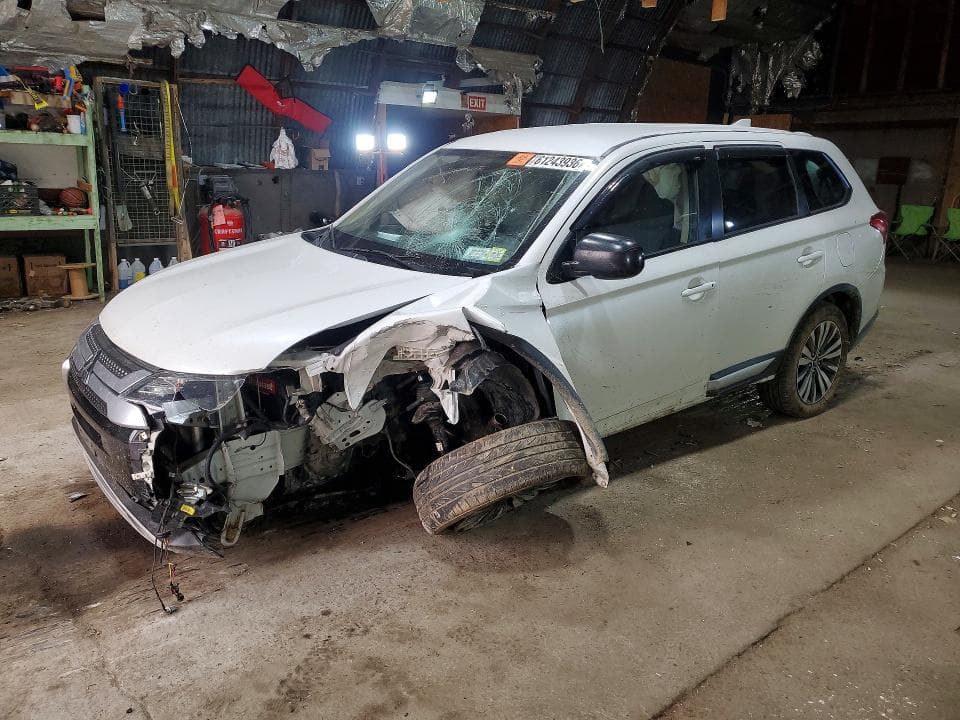2020 MITSUBISHI OUTLANDER SE - 1
