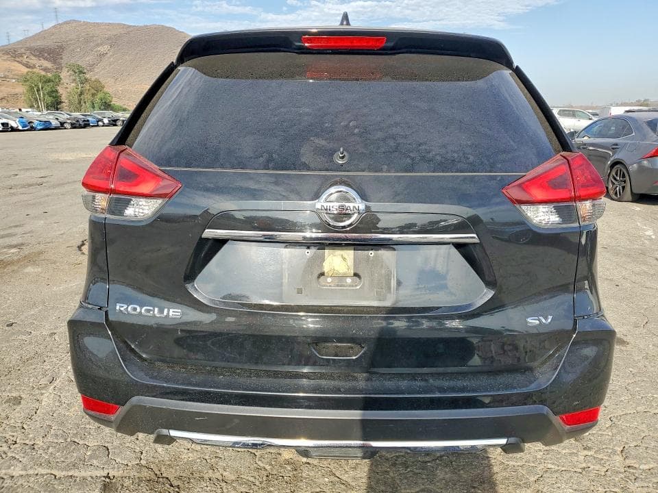 2017 NISSAN ROGUE SV 6