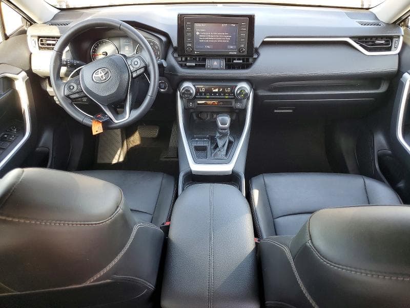 2021 TOYOTA RAV4 XLE PREMIUM 8