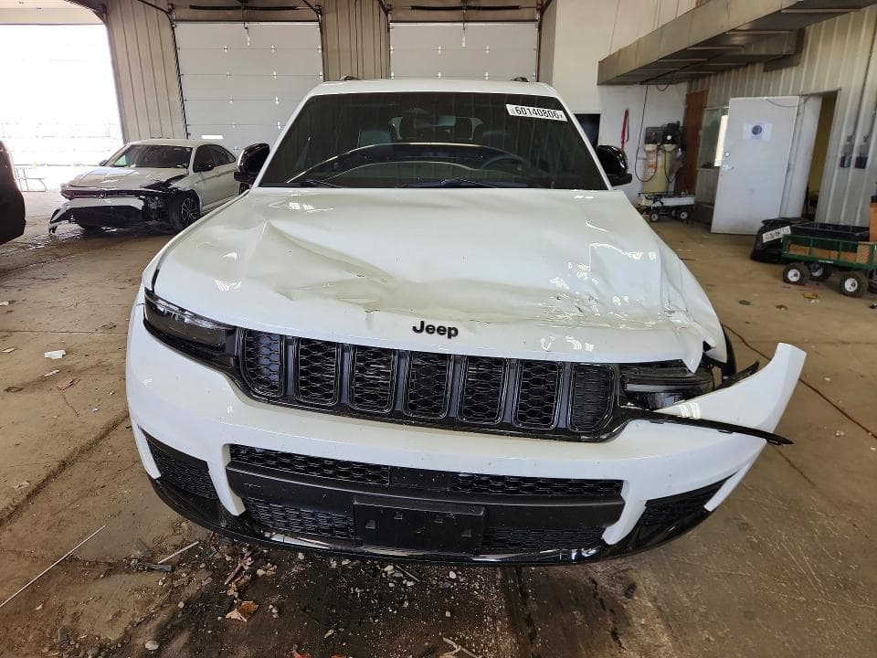 2023 JEEP GRAND CHEROKEE L LAREDO 5
