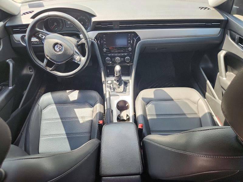 2020 VOLKSWAGEN PASSAT SE 8