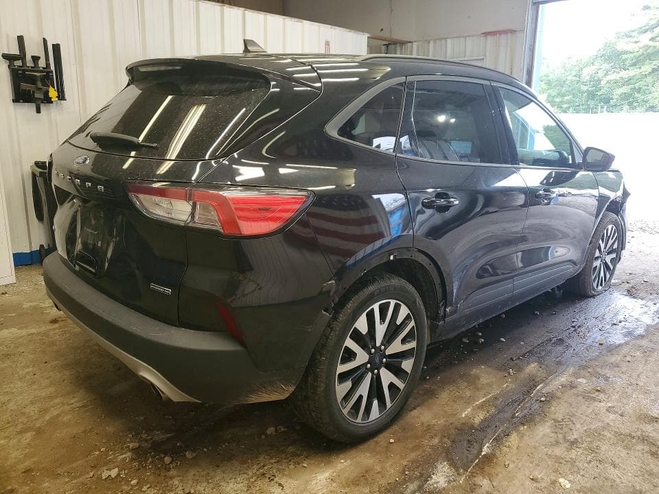 2020 FORD ESCAPE SE SPORT 3