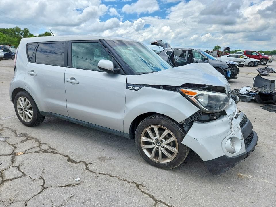 2017 KIA SOUL + 4