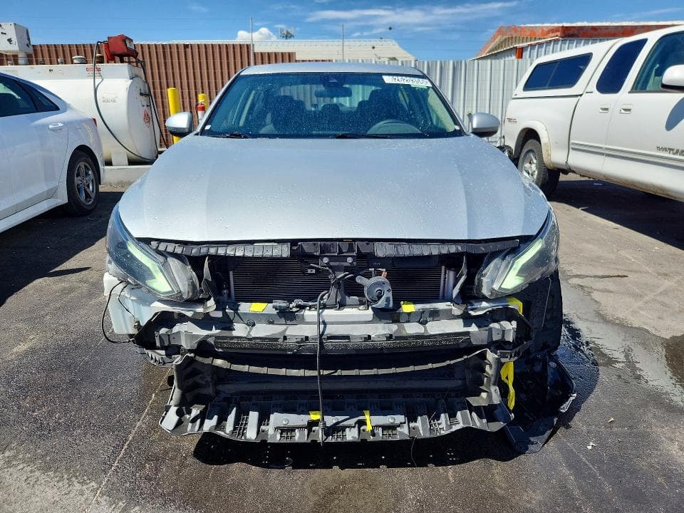2023 NISSAN ALTIMA S 5