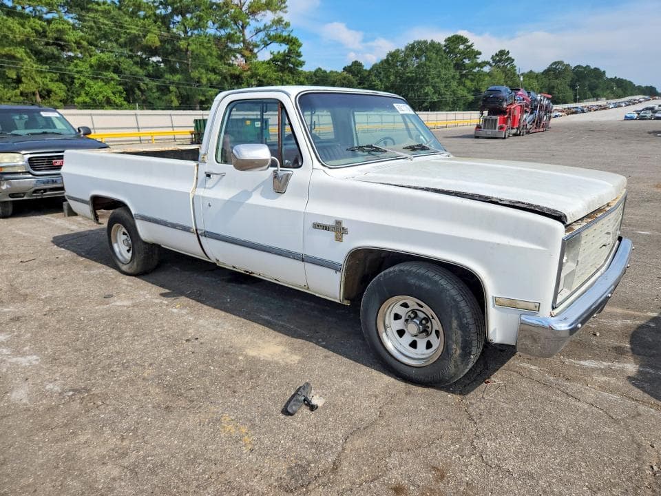 1983 CHEVROLET C10 4