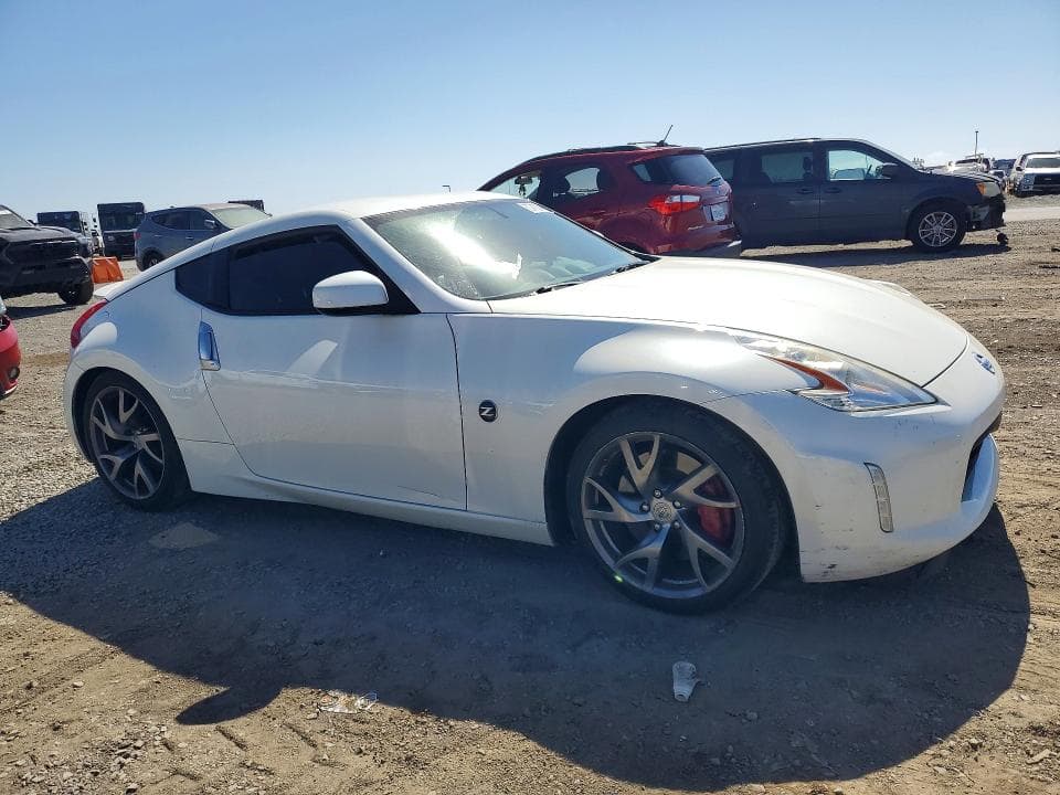 2017 NISSAN 370Z BASE 4