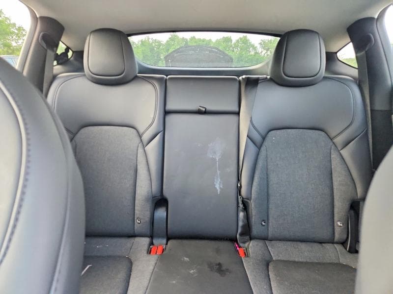 2026 TESLA MODEL Y 10