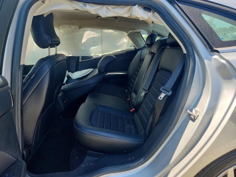2017 FORD FUSION SE 10