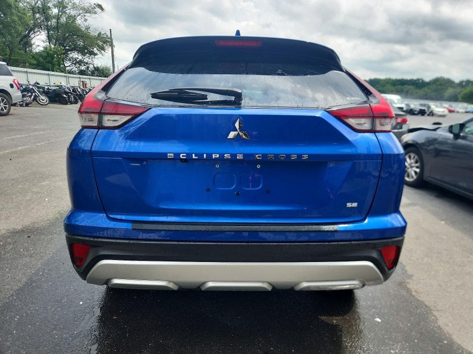 2023 MITSUBISHI ECLIPSE CROSS SE 6