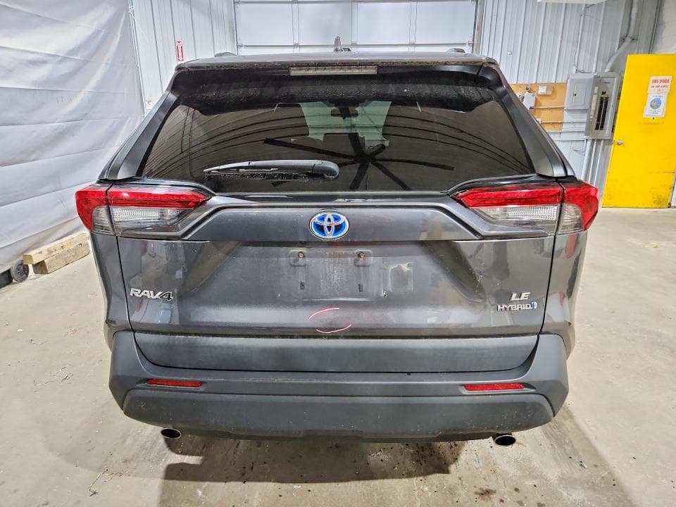 2021 TOYOTA RAV4 LE 6