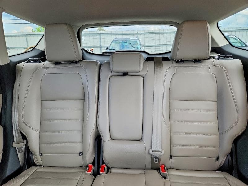 2018 FORD ESCAPE SEL 10