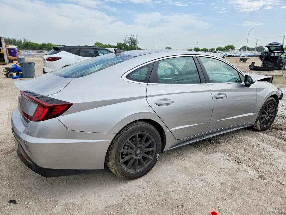 2020 HYUNDAI SONATA SEL 3