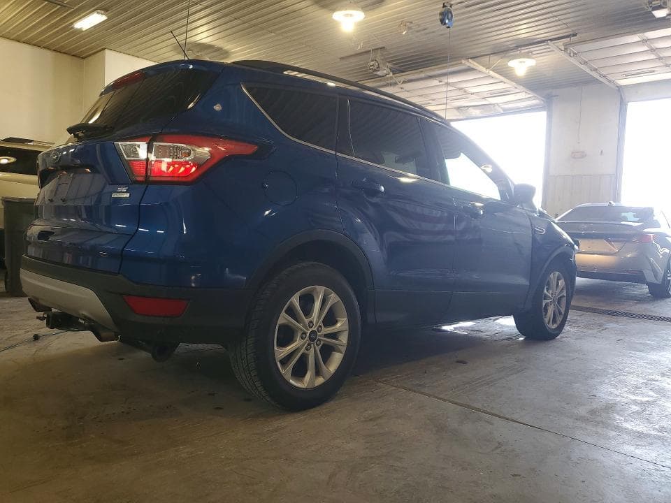 2017 FORD ESCAPE SE 3