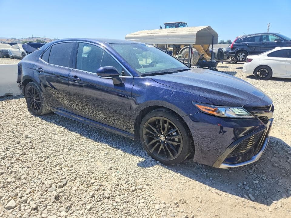2022 TOYOTA CAMRY XSE 4