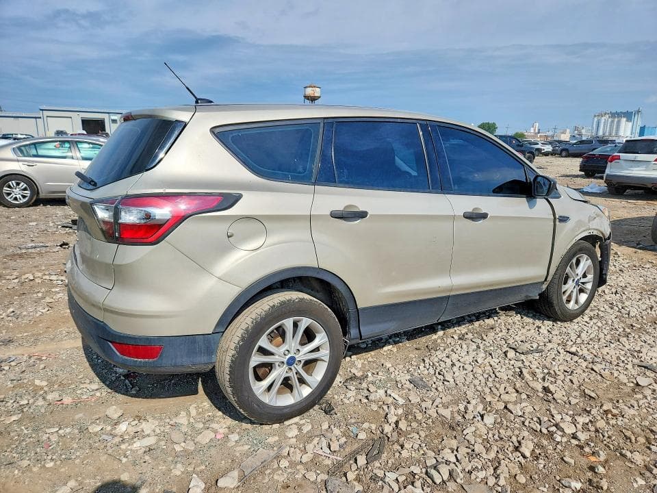 2017 FORD ESCAPE S 3