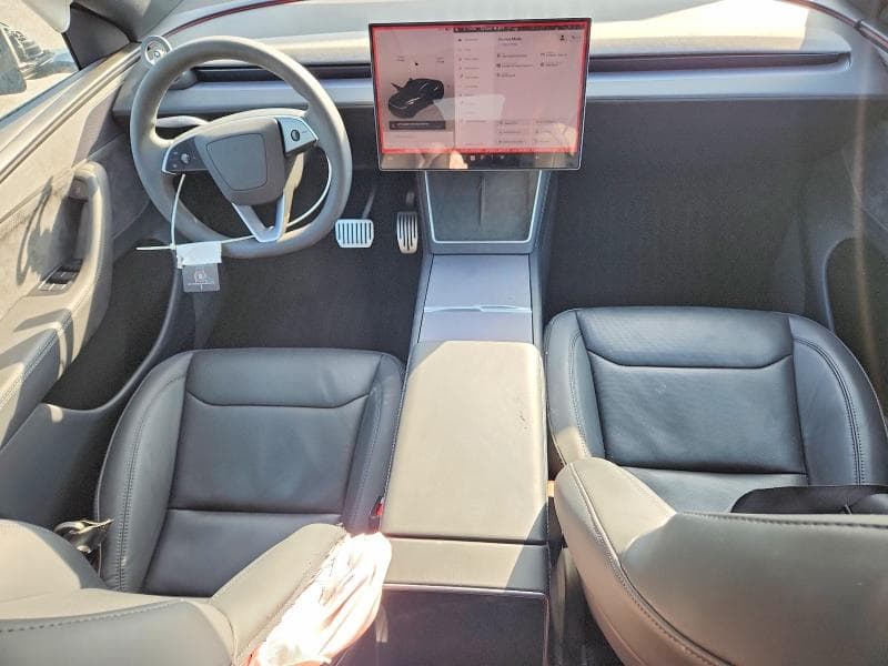 2026 TESLA MODEL Y 8