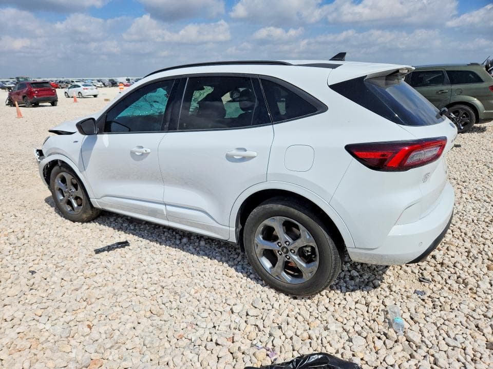 2023 FORD ESCAPE ST LINE 2