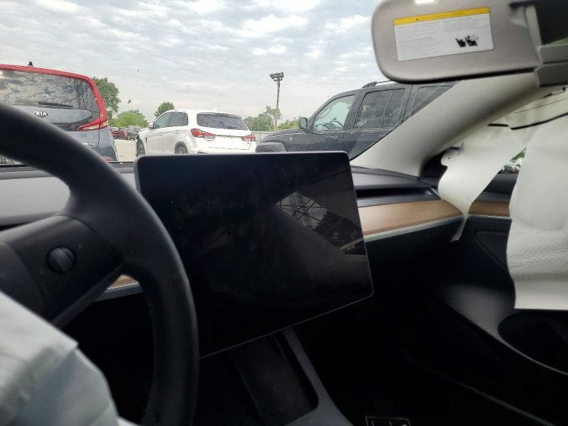 2023 TESLA MODEL 3 9
