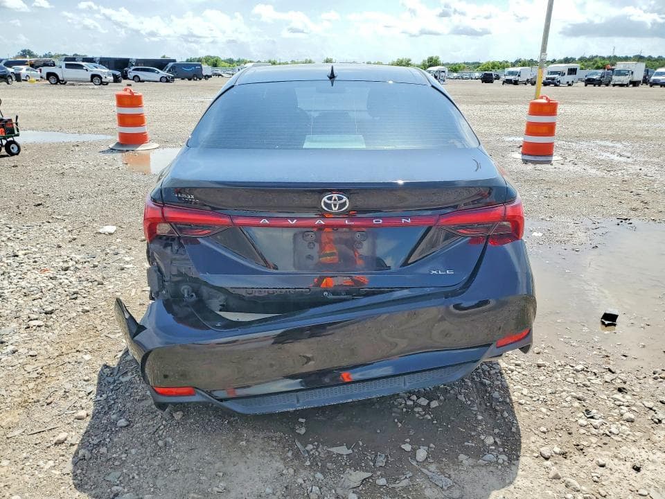 2020 TOYOTA AVALON XLE 6